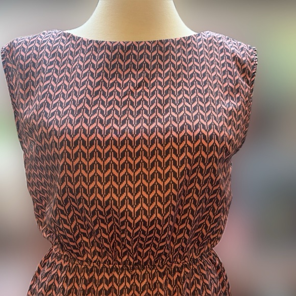 Peppermint Chevron Pattern Salmon Pink Sleeveless Dress with Pockets Size Large - Picture 4 of 9
